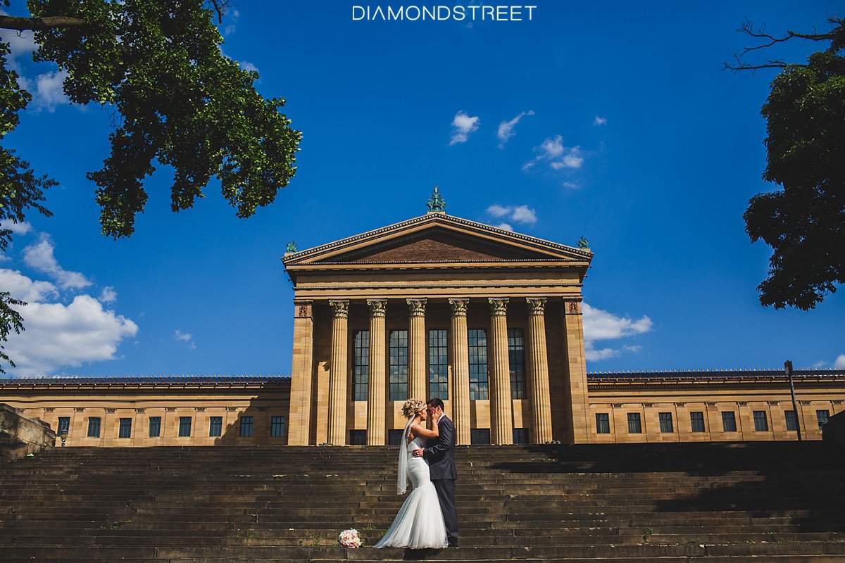 Philadelphia Art Museum wedding photo 