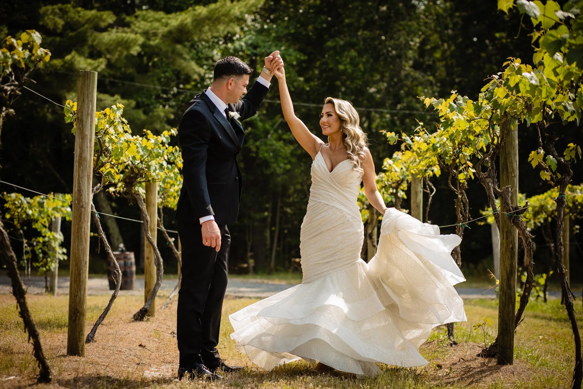 Renault winery wedding B J-889