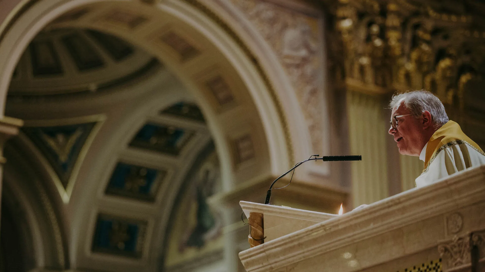 cathedral basilca philadelphia wedding photo