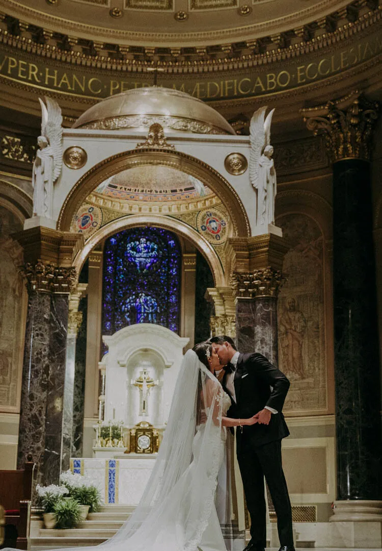 cathedral basilca philadelphia wedding photo