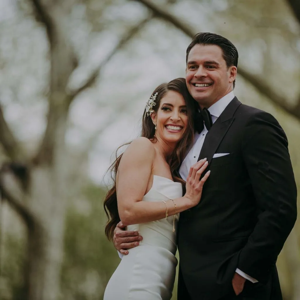 finley catering ballroom at the ben wedding couple photos