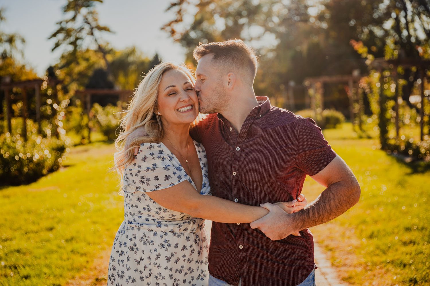 allentown rose garden engagement -5
