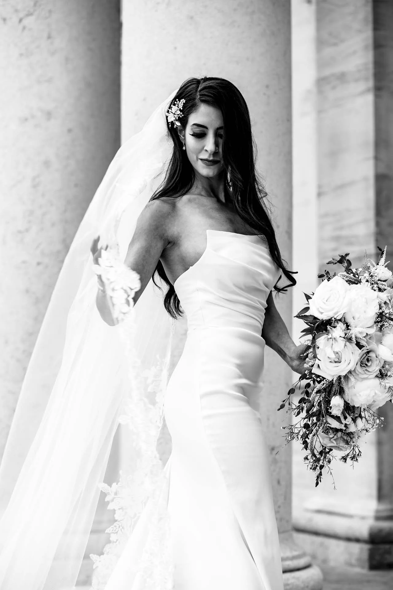 bride portraits Rodin Museum philadelphia wedding