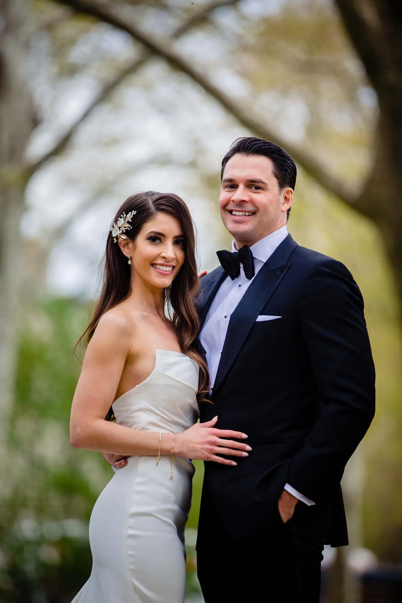 couple portraits Rodin Museum philadelphia wedding
