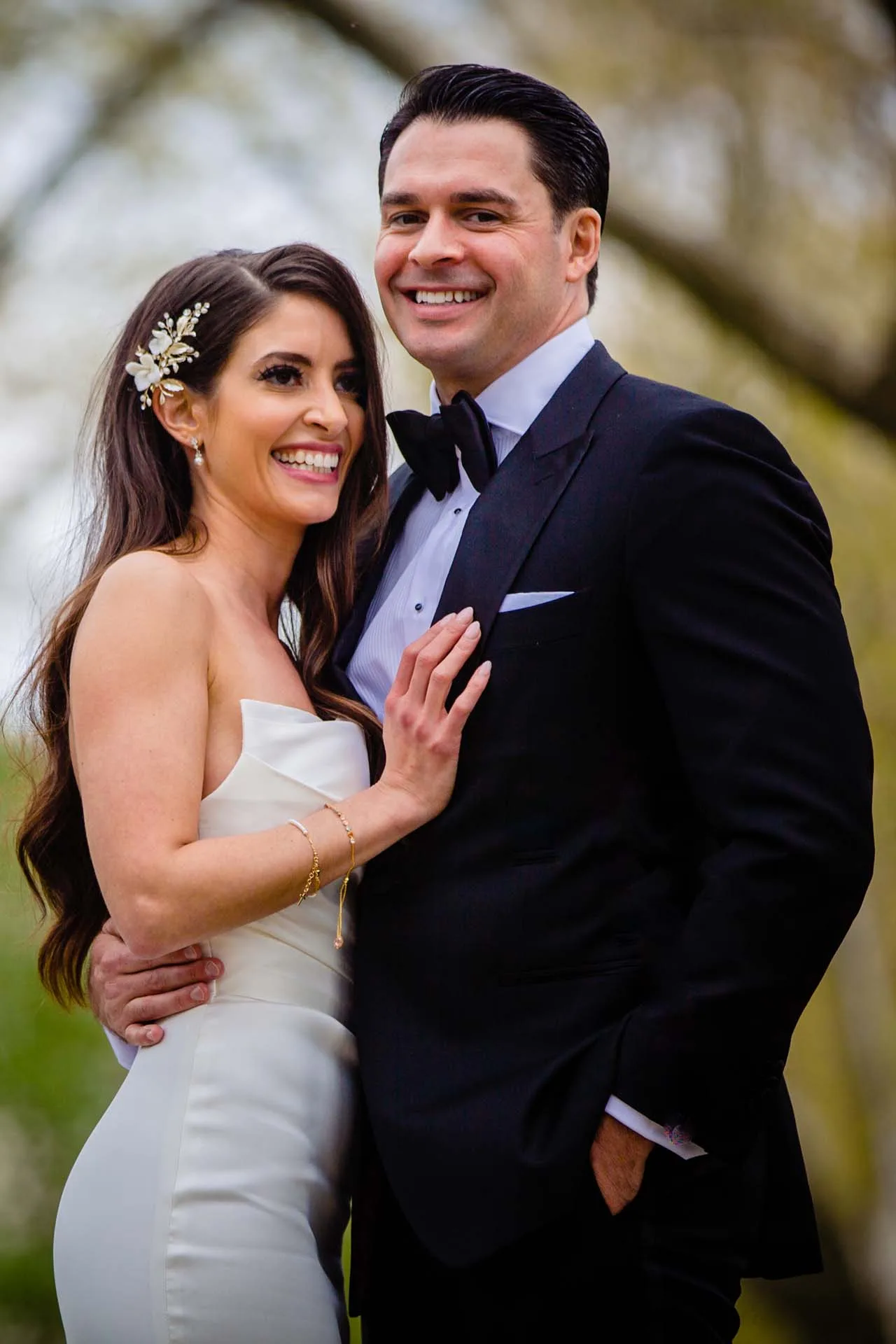 couple portraits Rodin Museum philadelphia wedding