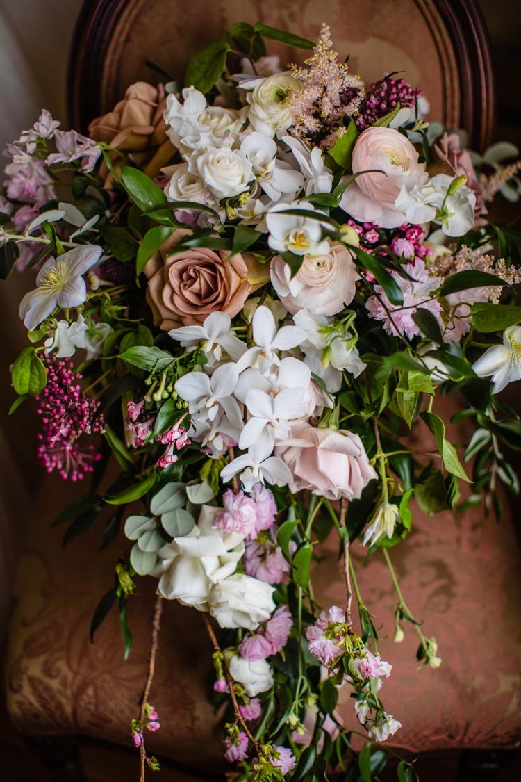 brides flowers & details at cairnwood estate