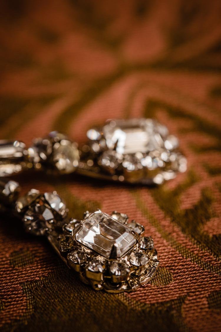 brides details at cairnwood estate
