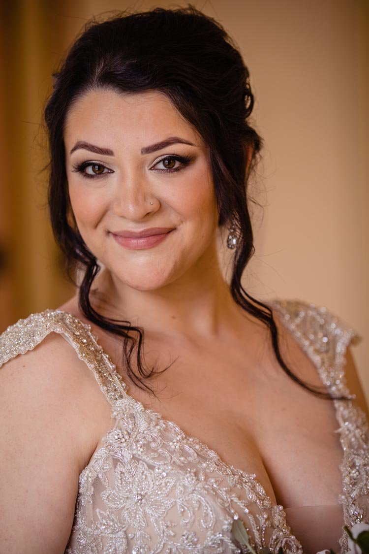 cairnwood estate bridal portrait