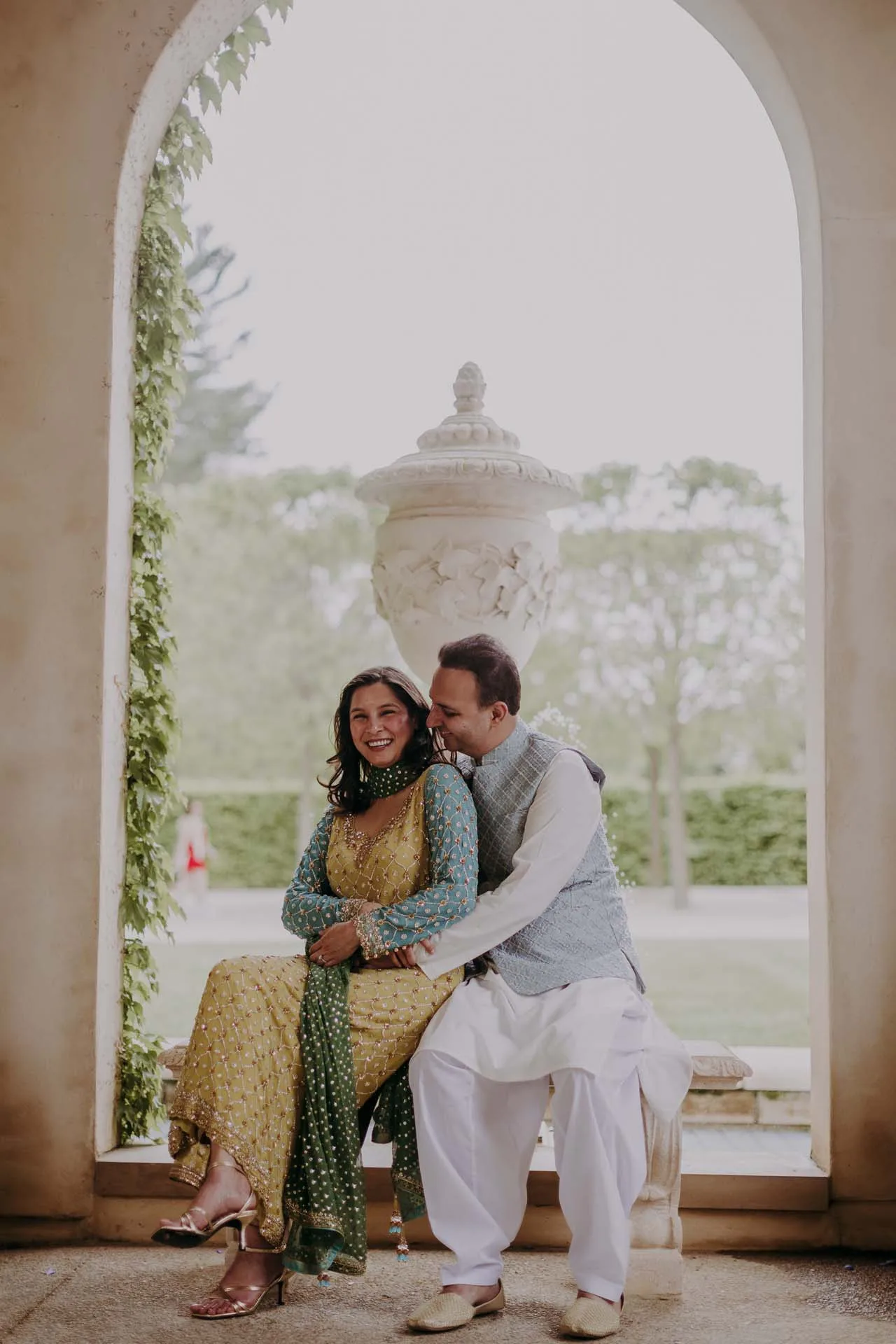 Longwoods gardens wedding photographer building