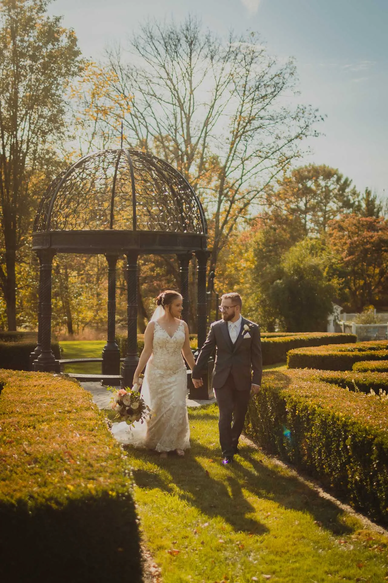 the inn at barley sheaf farm wedding photographer sunset