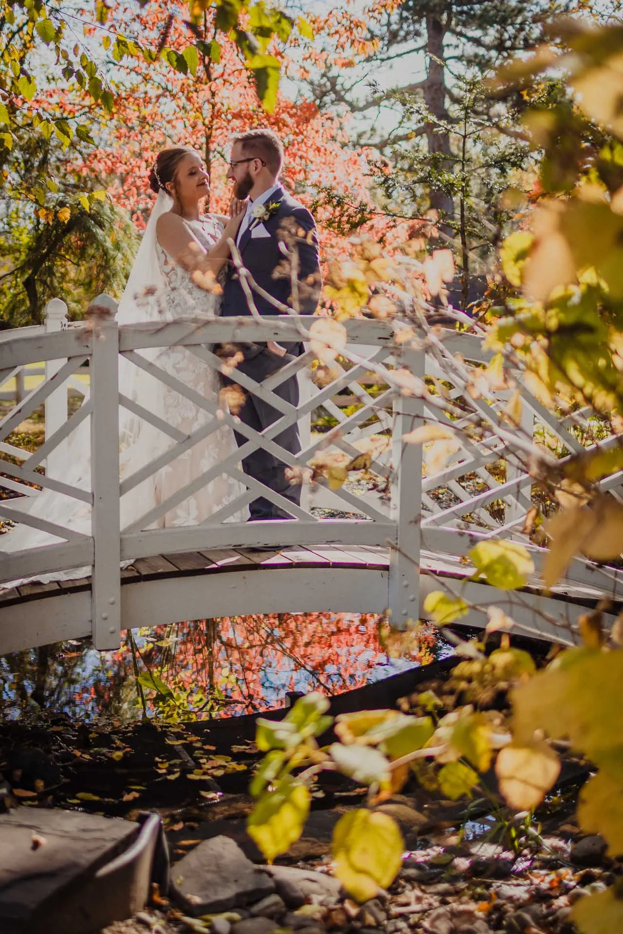 the inn at barley sheaf farm wedding photographer bridge