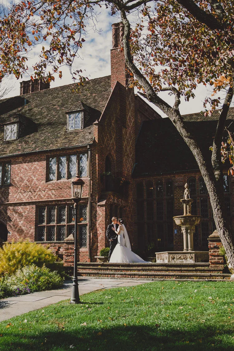 Aldi mansion bride & groom doylestown wedding photographer