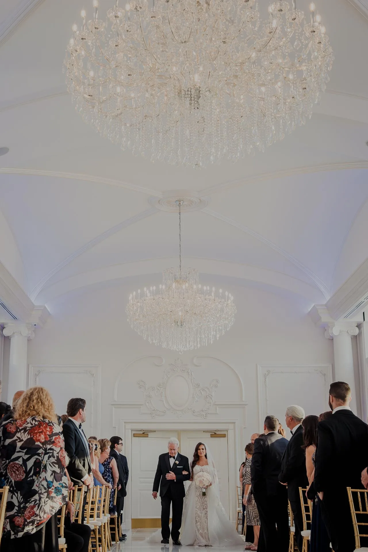 mansion on main st wedding photographer ceremony