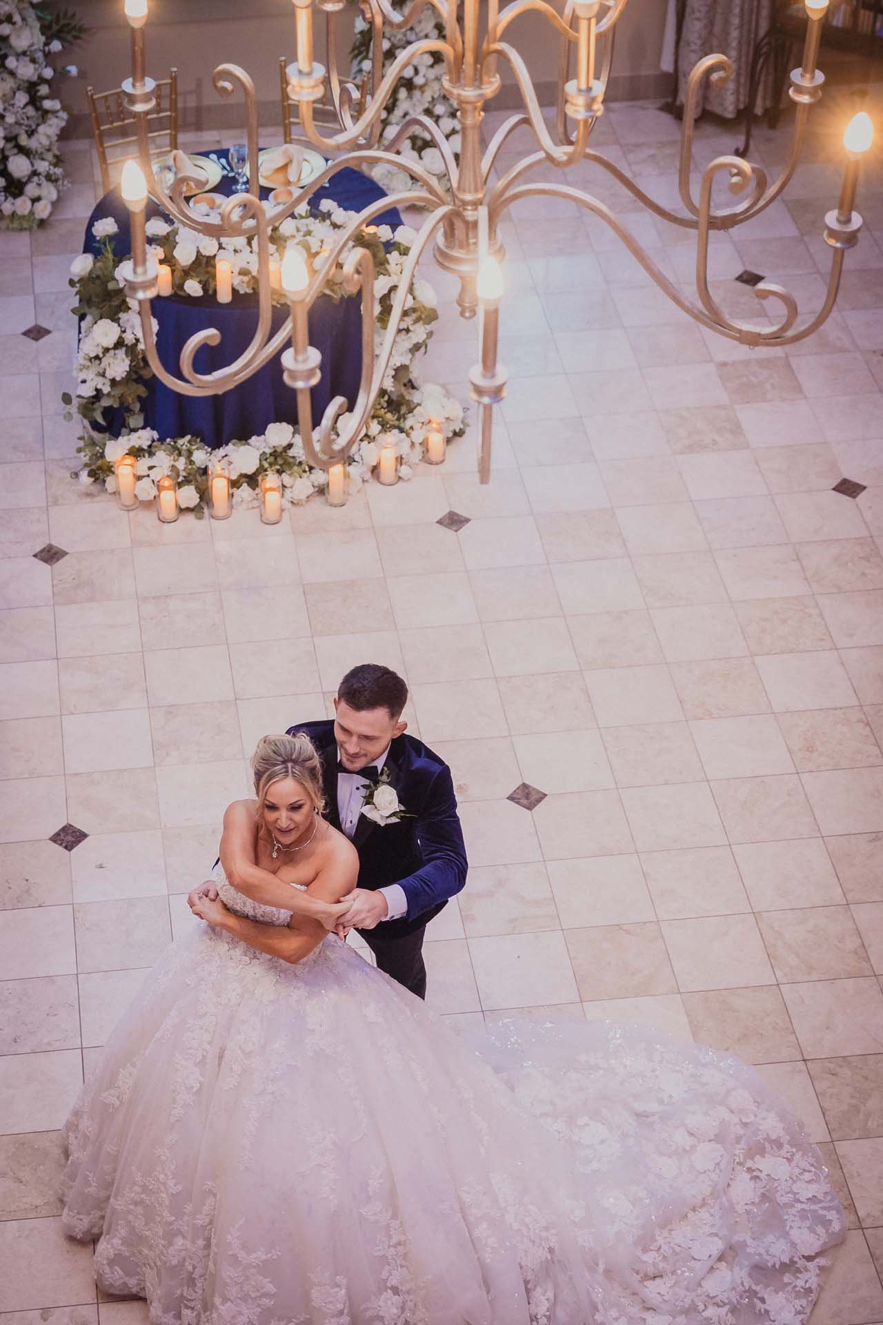 talamore country club wedding balcony dance