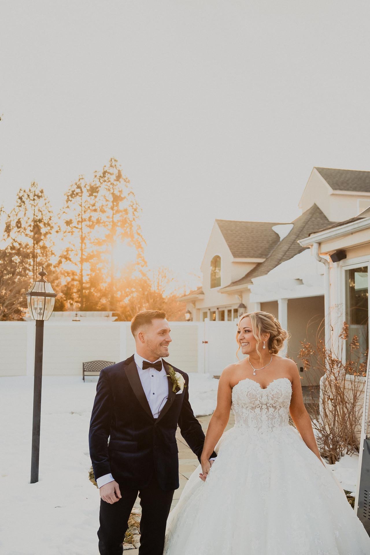 talamore country club wedding photographer snow sunset