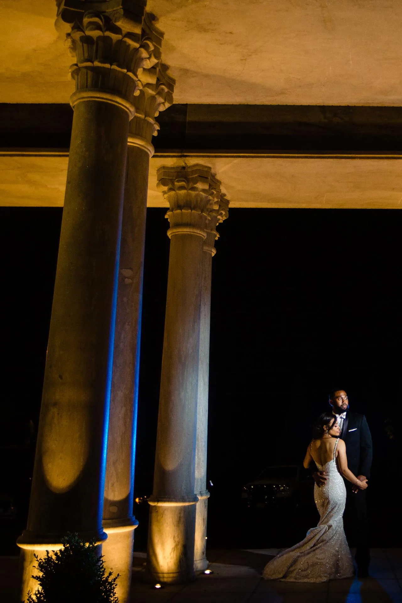 the merion wedding photographer pillars